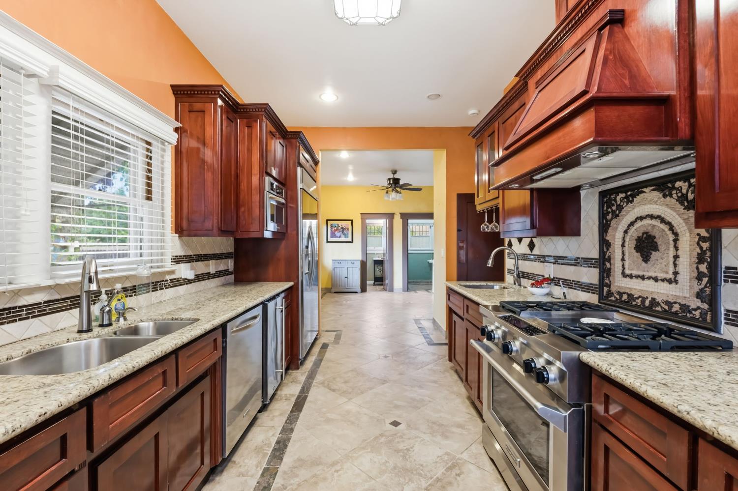 807 N Van Ness Avenue, Fresno, CA, 93728