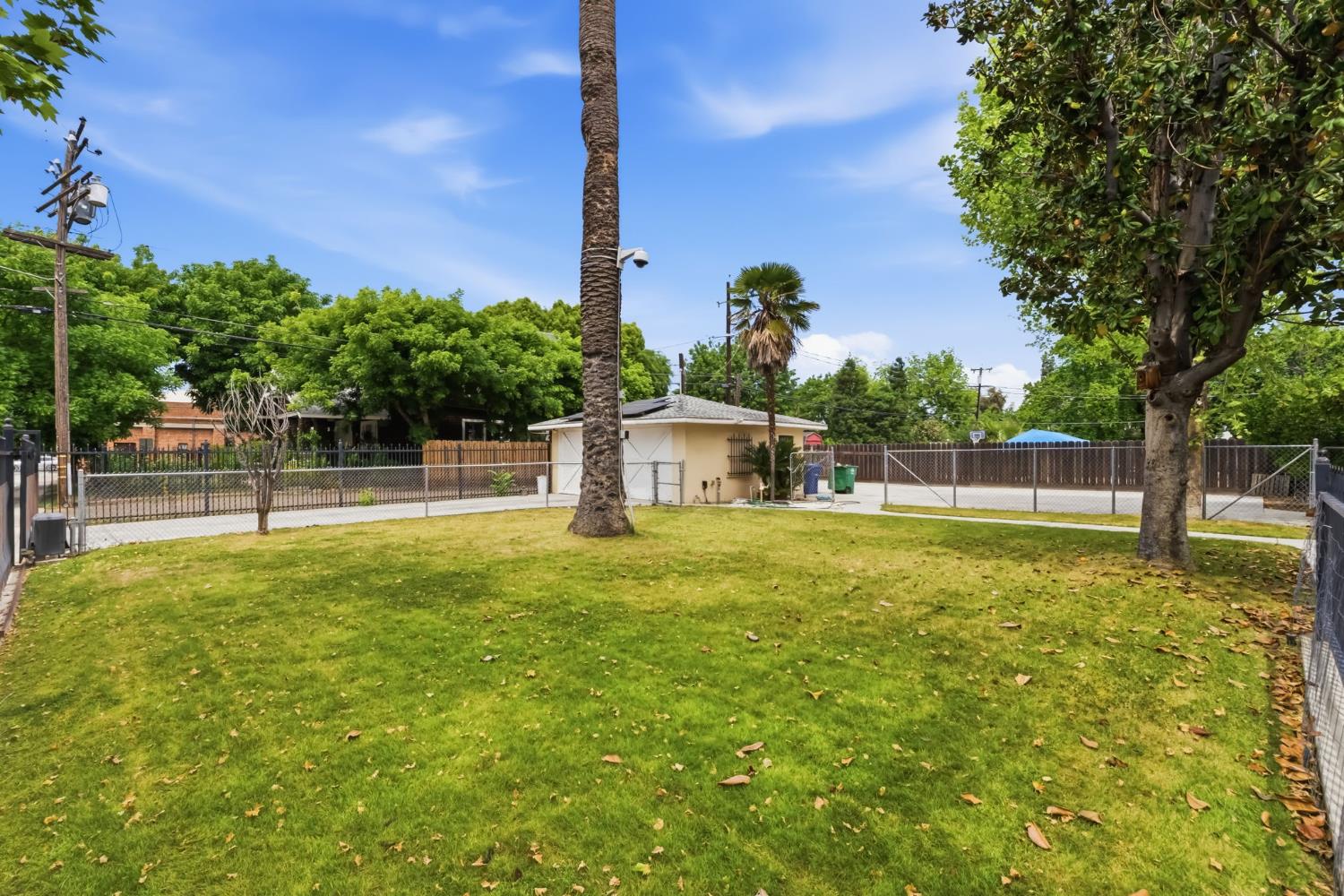 807 N Van Ness Avenue, Fresno, CA, 93728