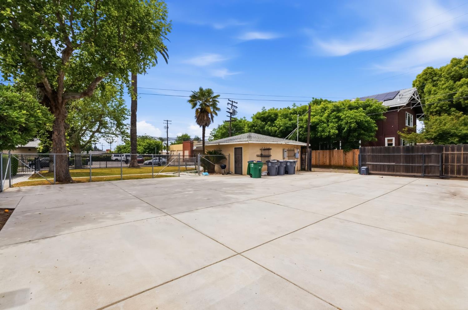 807 N Van Ness Avenue, Fresno, CA, 93728