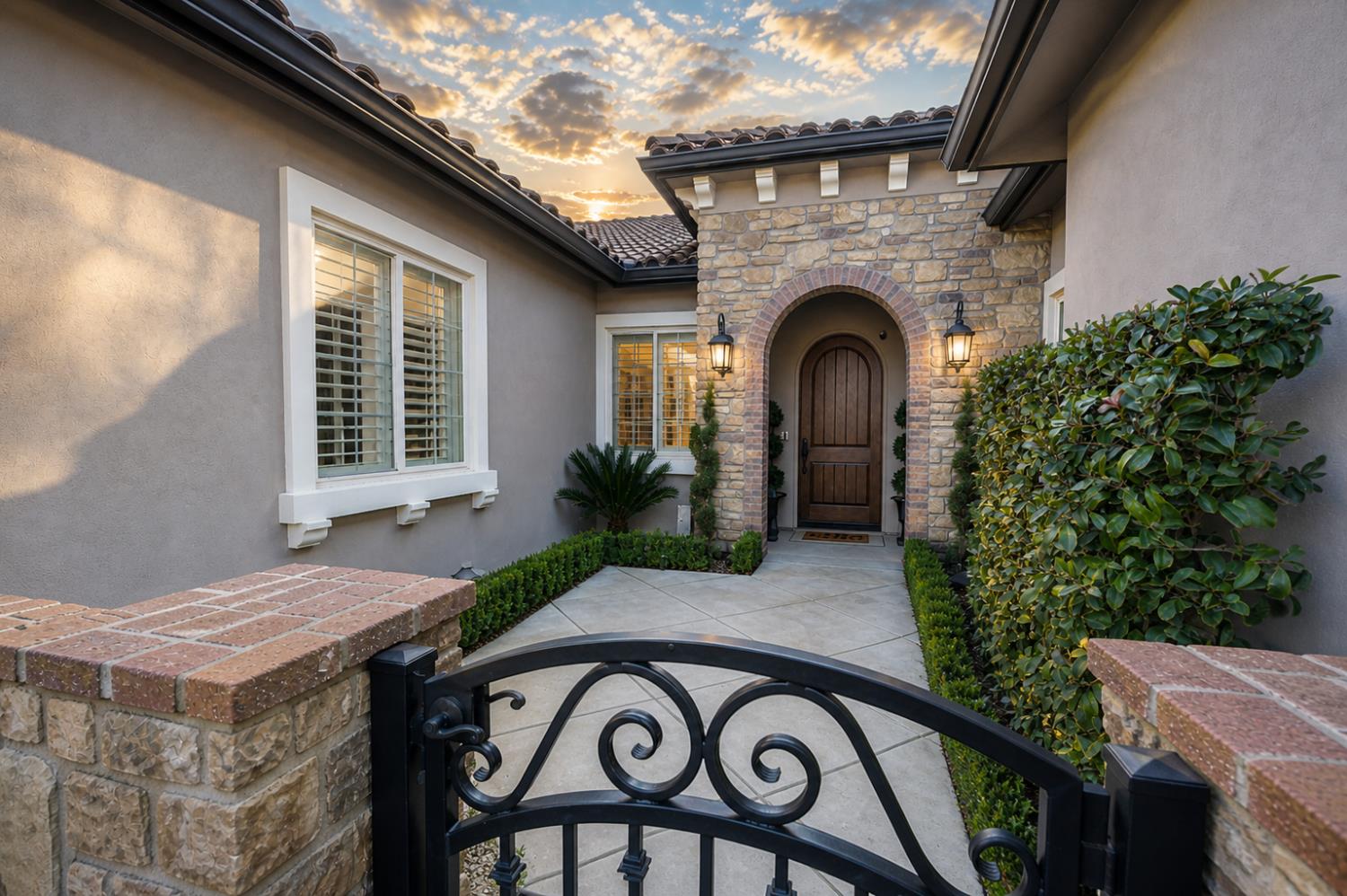 1863 E Calle Verde Way, Fresno, CA, 93730