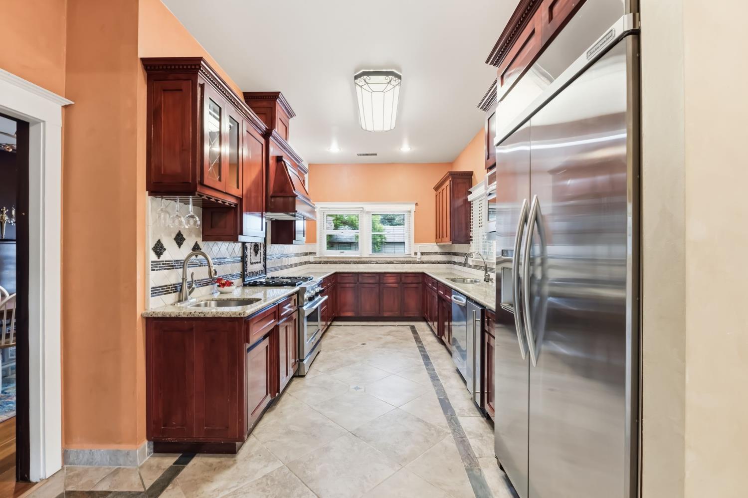 807 N Van Ness Avenue, Fresno, CA, 93728