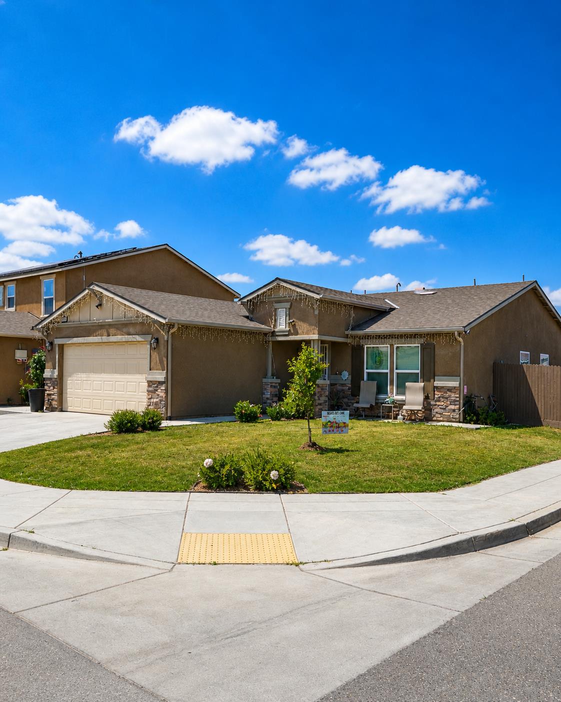 Featured listings