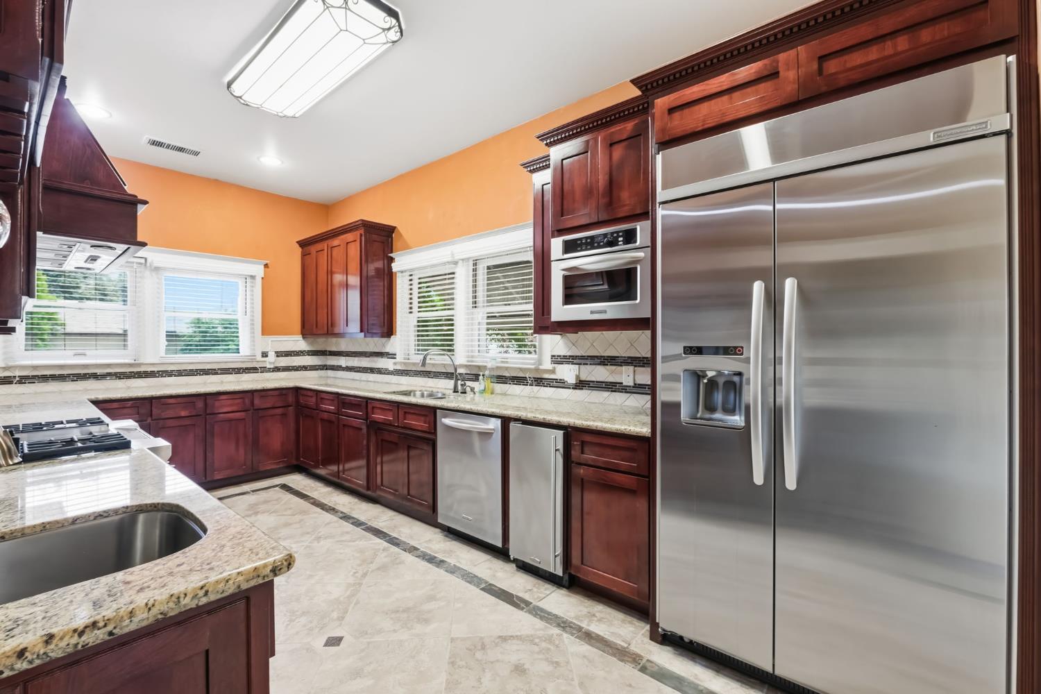 807 N Van Ness Avenue, Fresno, CA, 93728