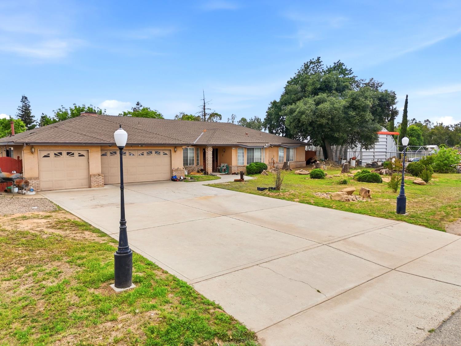 Single Family in Madera - photo 2