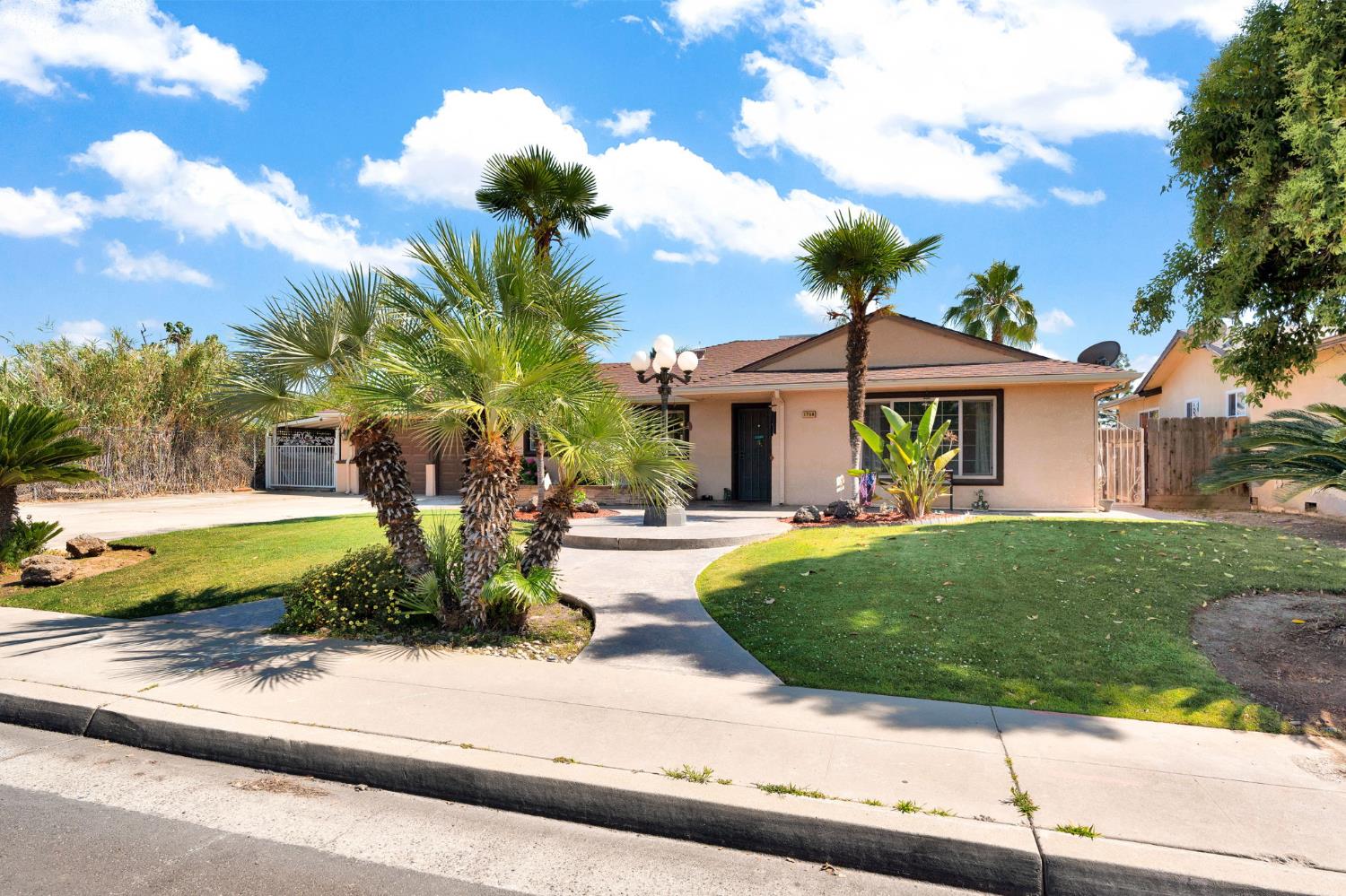 Single Family in Clovis - photo 3