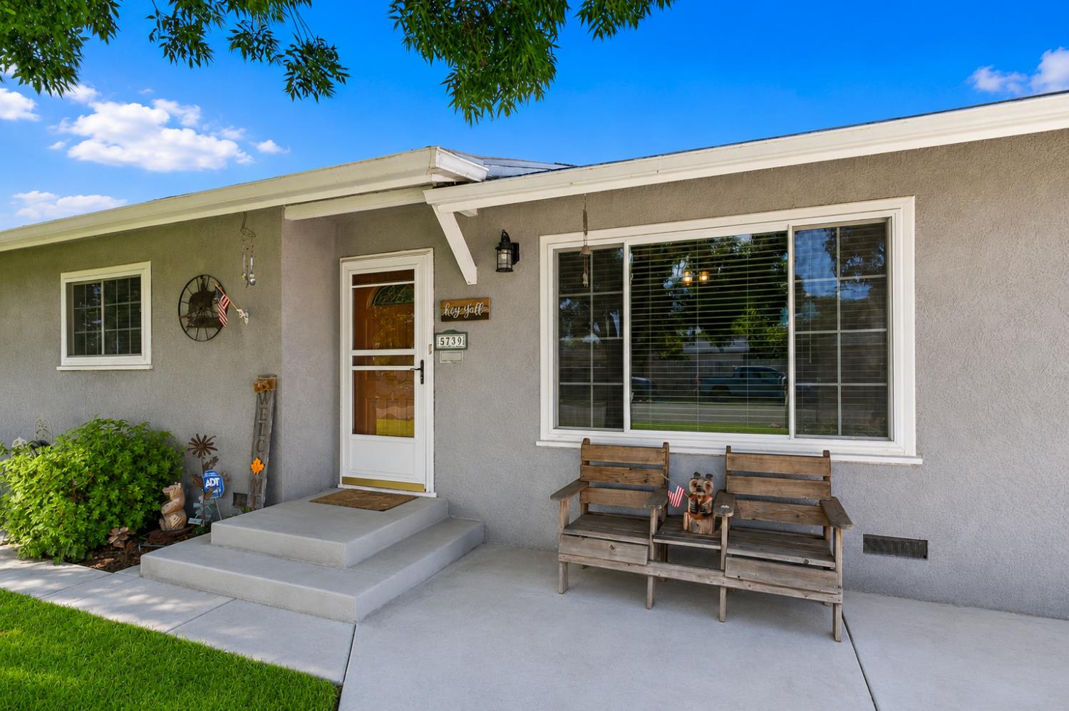 Single Family in Fresno - photo 3