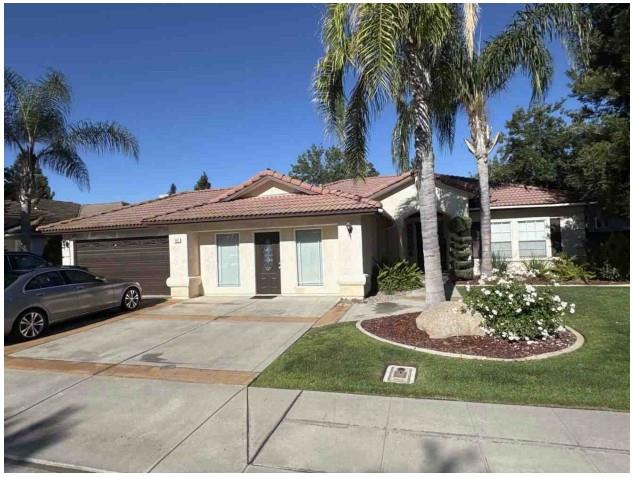 Single Family in Madera