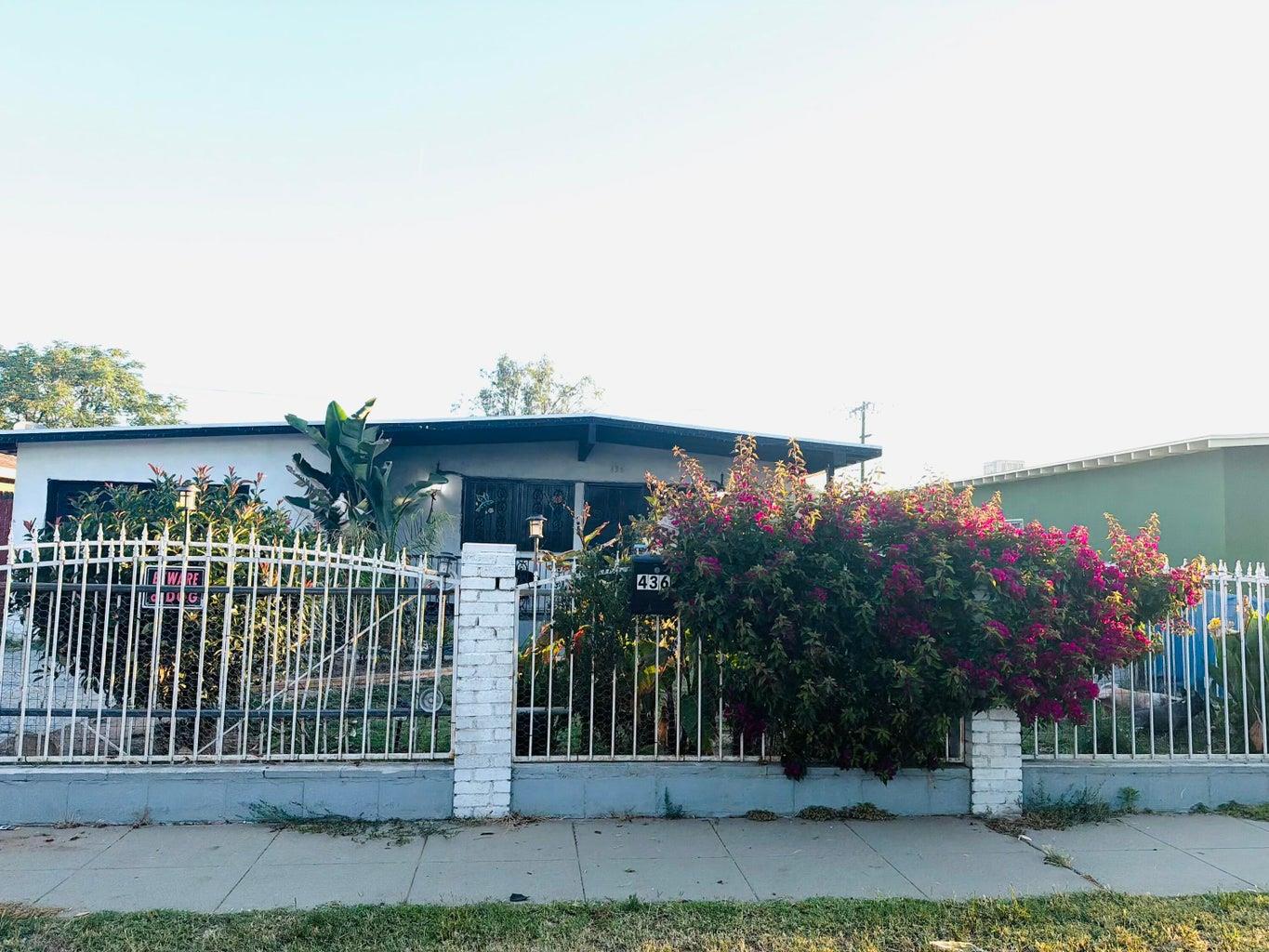 Single Family in Fresno - photo 2