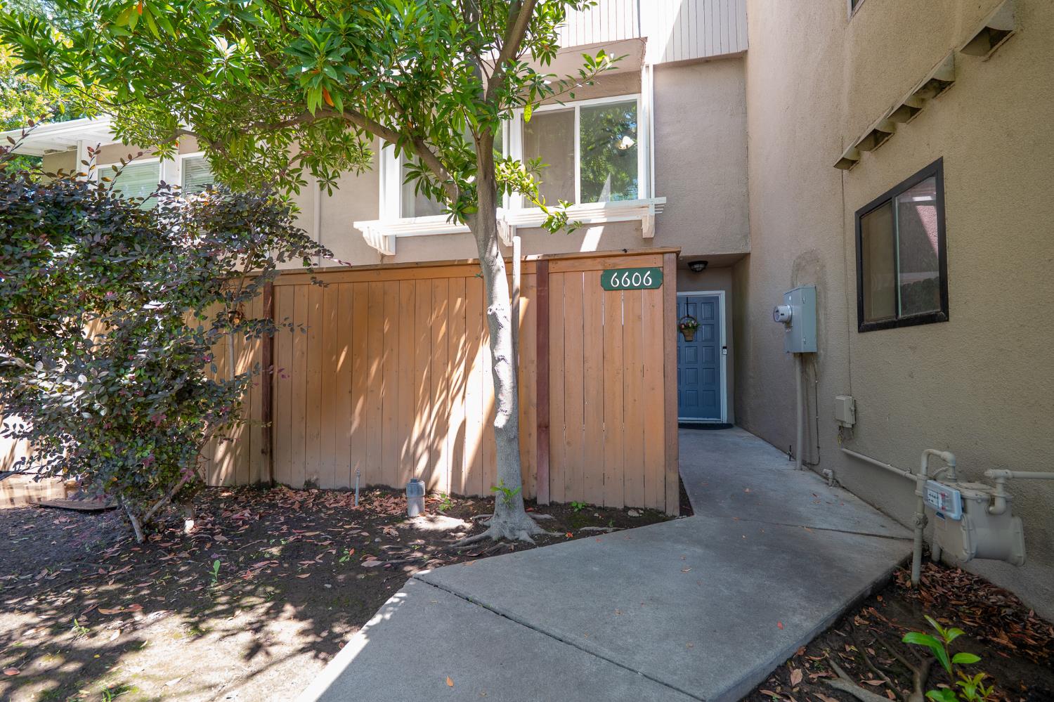 Condo in Fresno