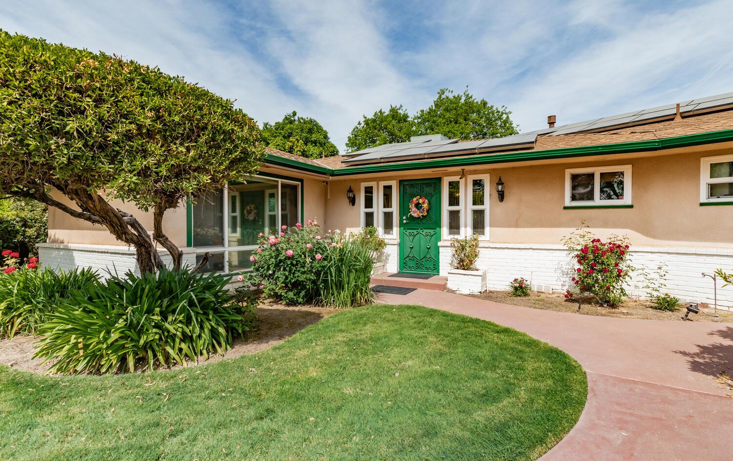Single Family in Fresno - photo 3