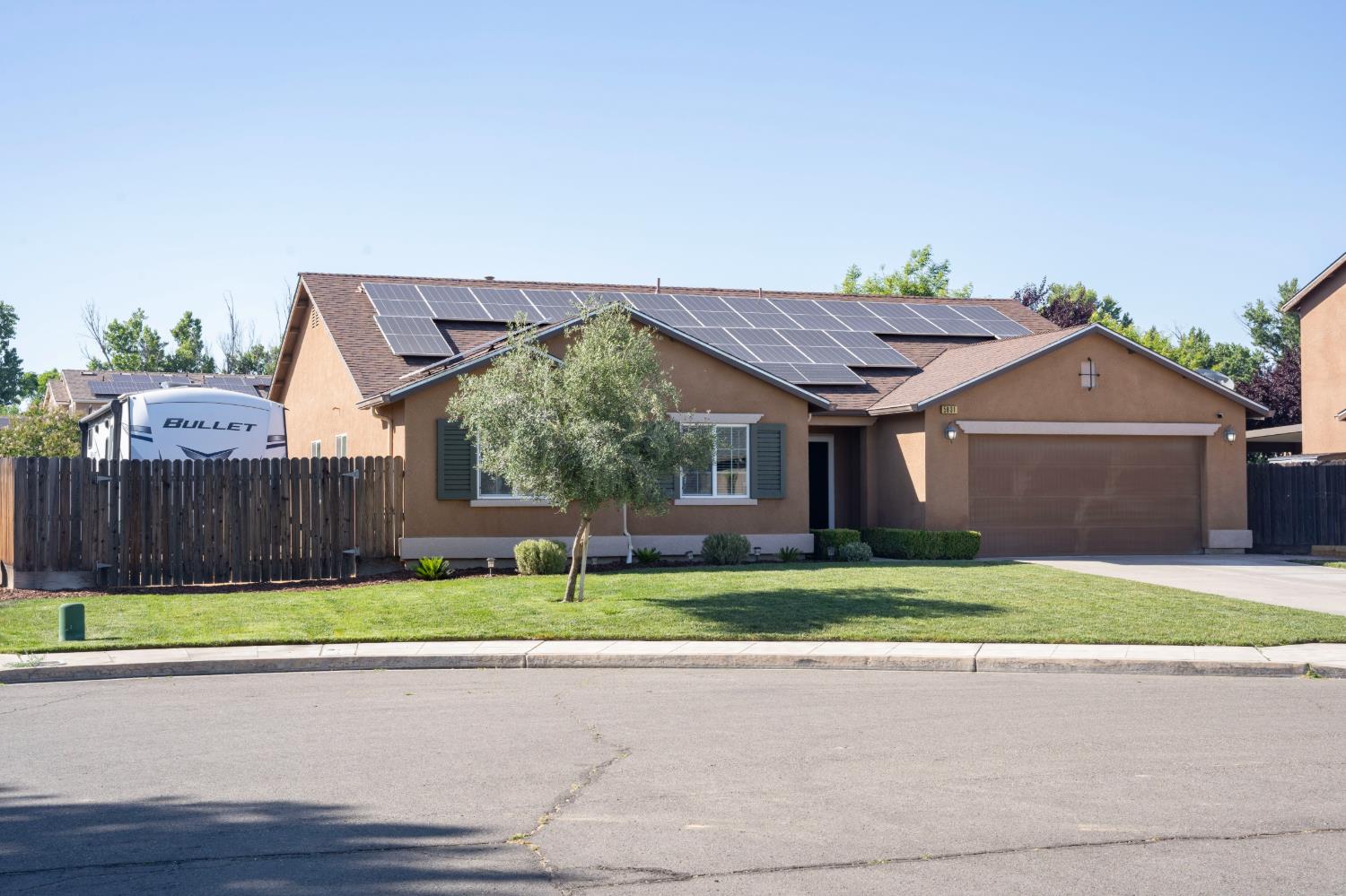 Single Family in Fresno - photo 3