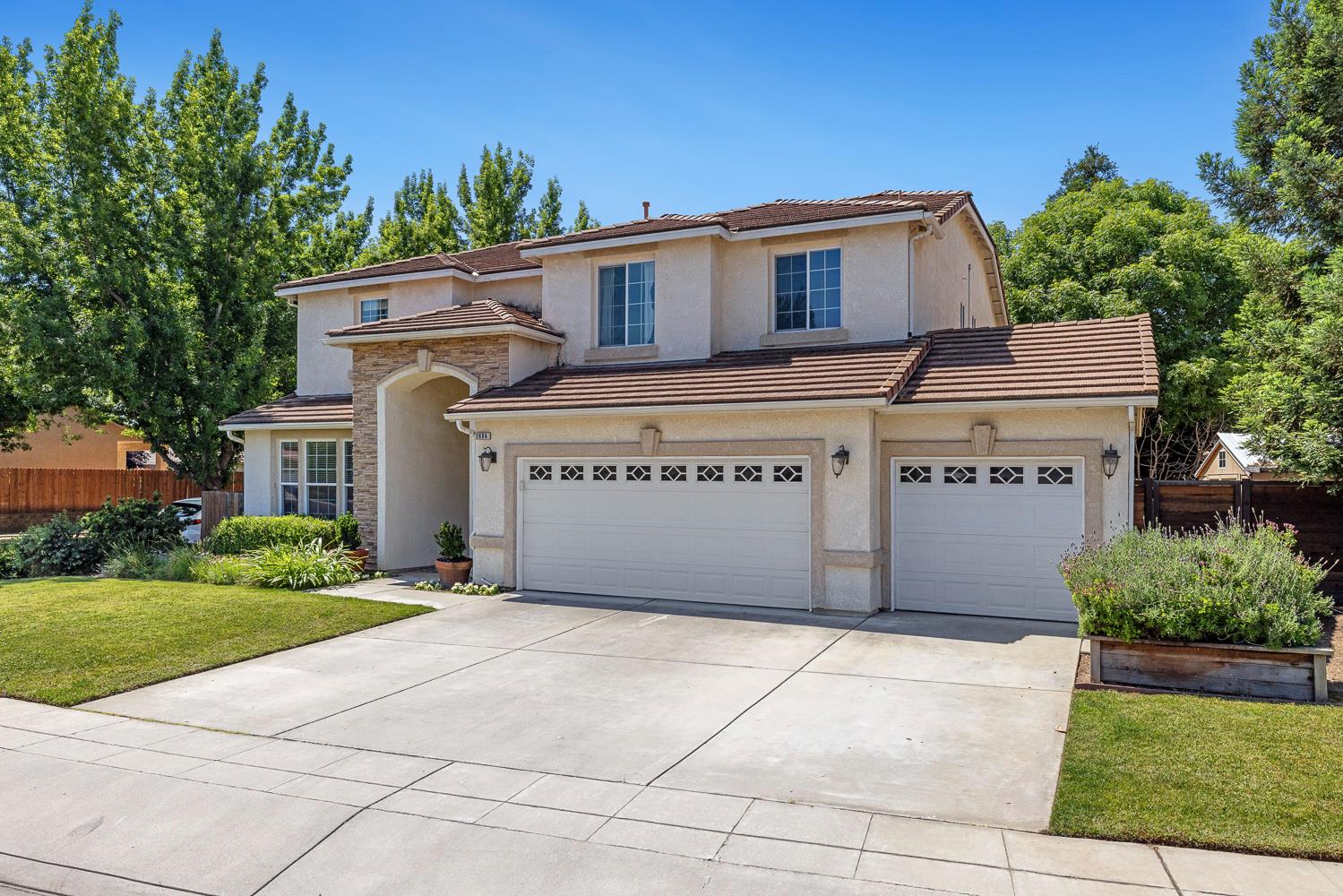 Single Family in Clovis - photo 3
