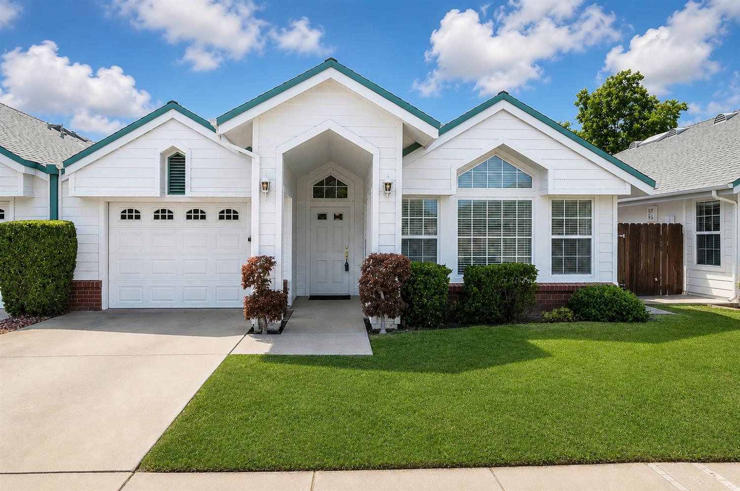 Single Family in Fresno - main photo