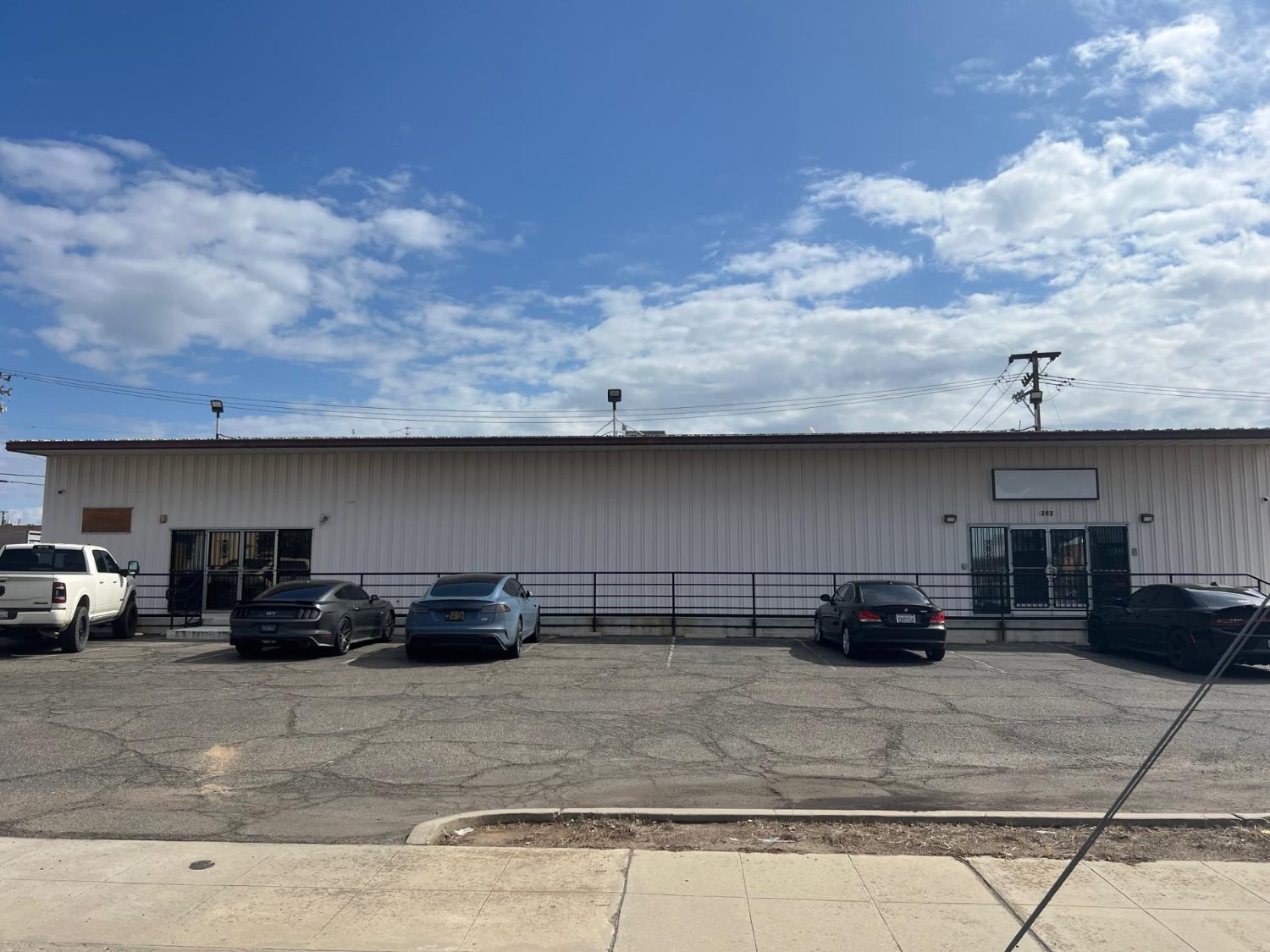 Commercial in Fresno - main photo
