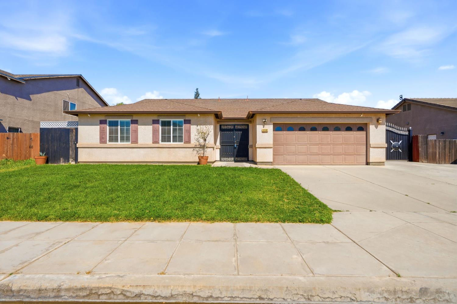 Single Family in Fresno - photo 2