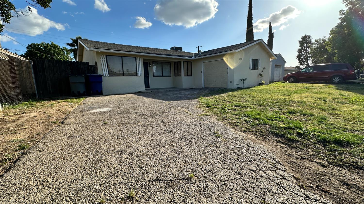Single Family in Fresno - photo 3