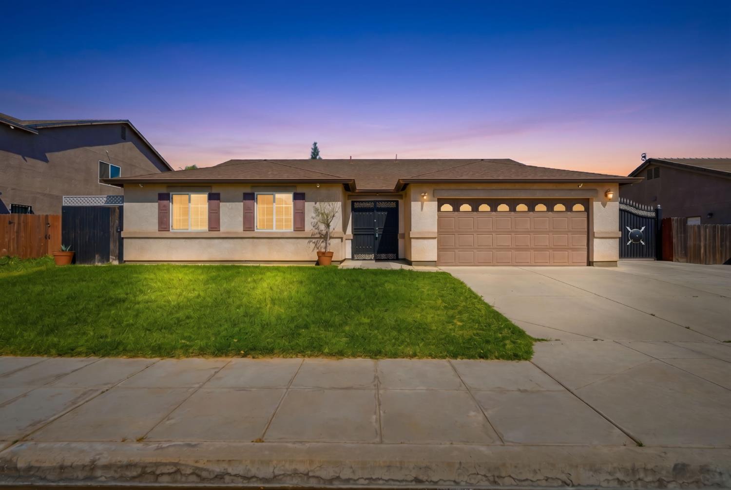 Single Family in Fresno - main photo