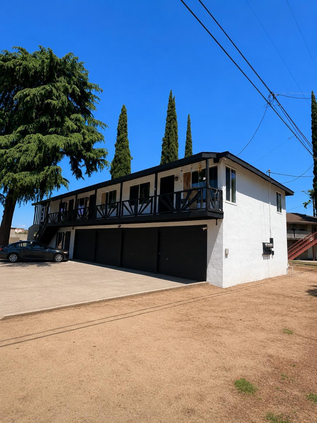 Fourplex in Fresno - photo 3