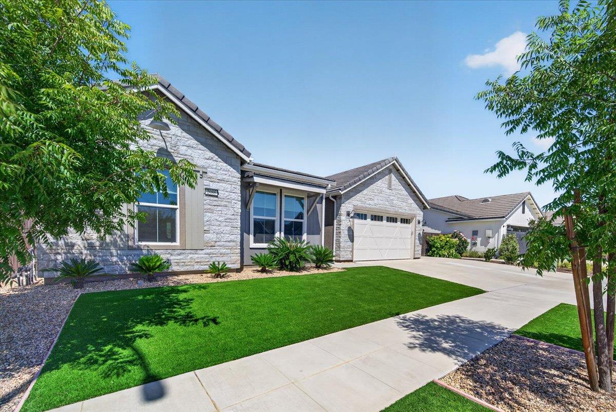 Single Family in Clovis - photo 3