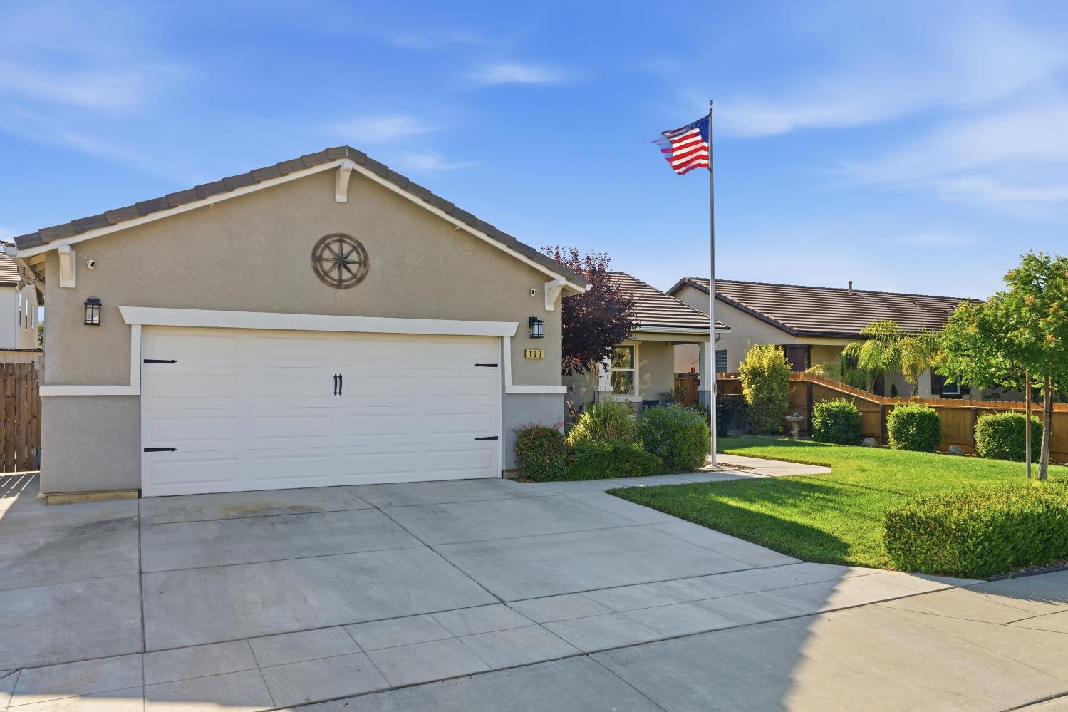 Single Family in Madera - photo 2