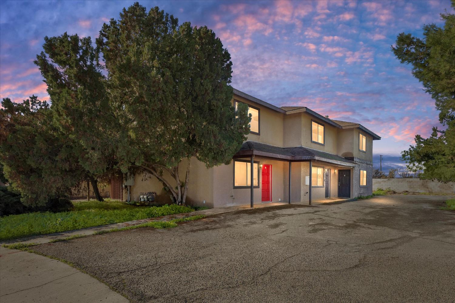 Triplex in Porterville - main photo