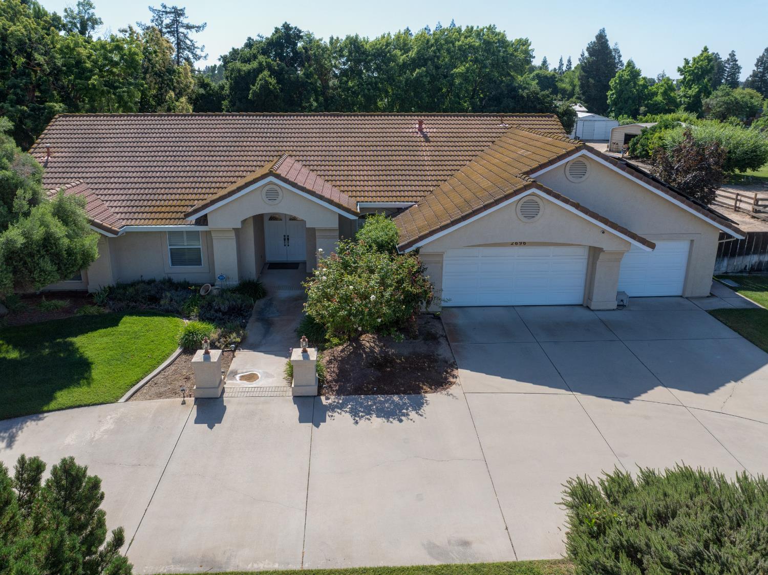 Single Family in Atwater - photo 2