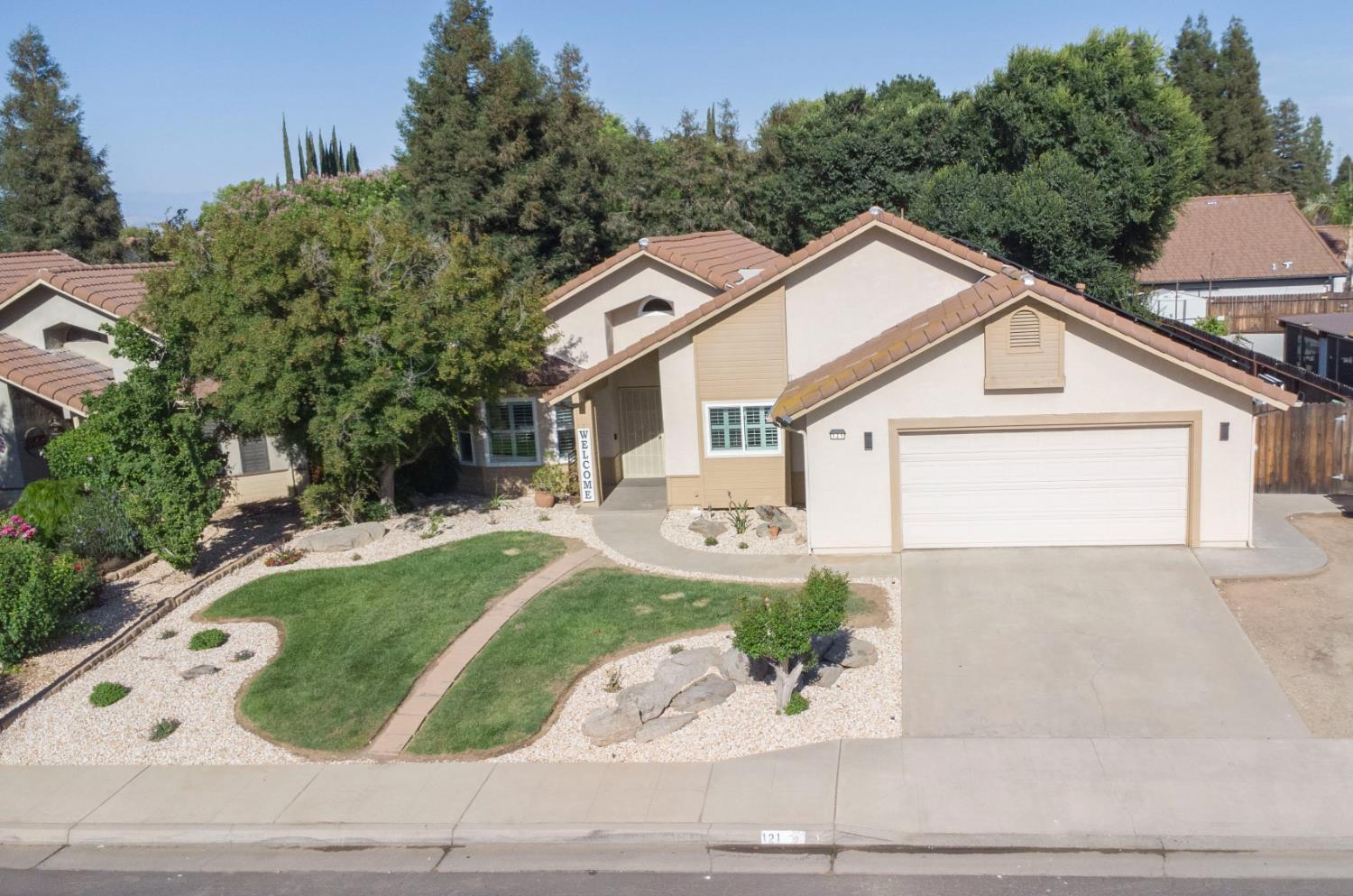 Single Family in Clovis - photo 2
