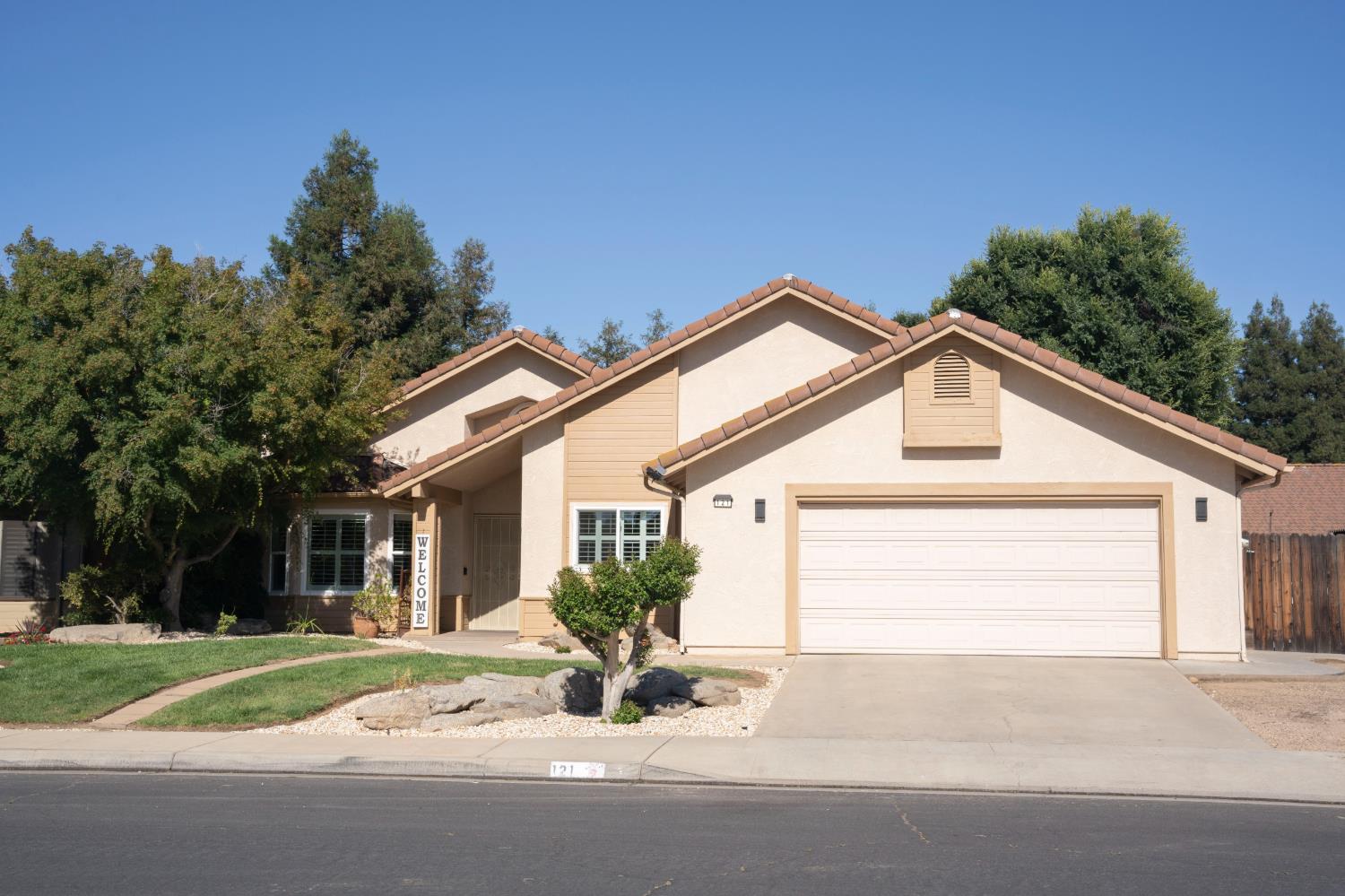 Single Family in Clovis - photo 3