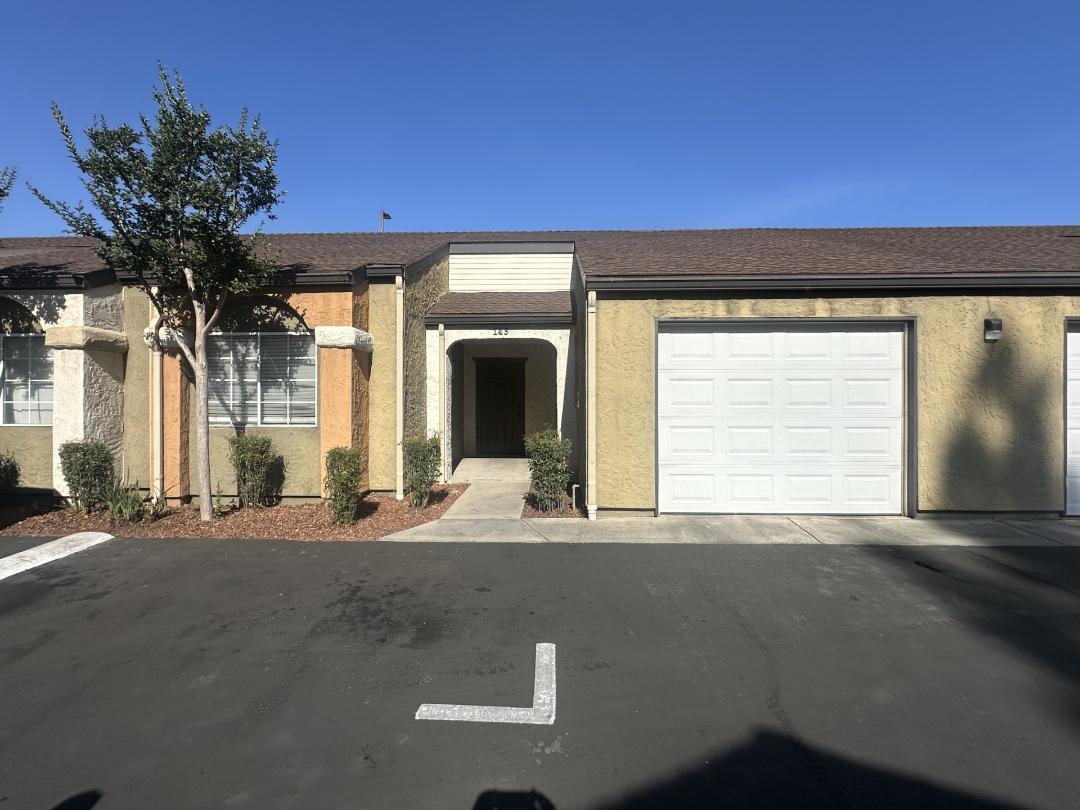 Condo in Fresno