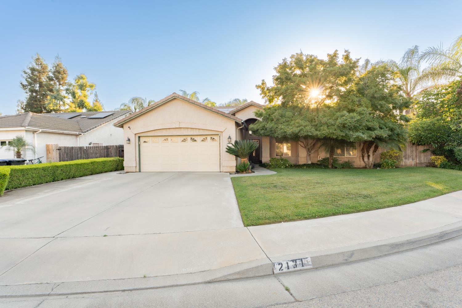 Single Family in Visalia - main photo