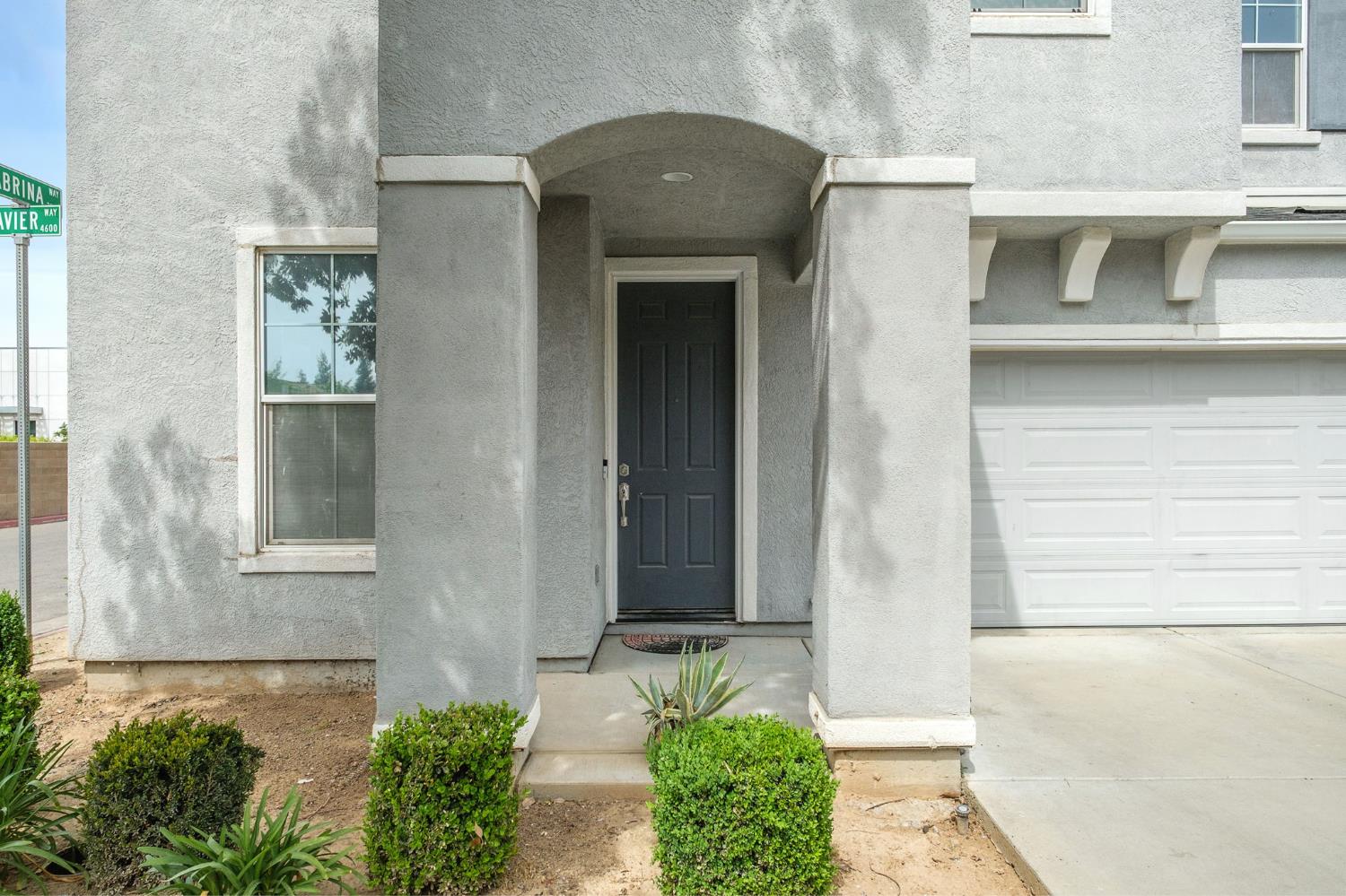 Single Family in Fresno - photo 2