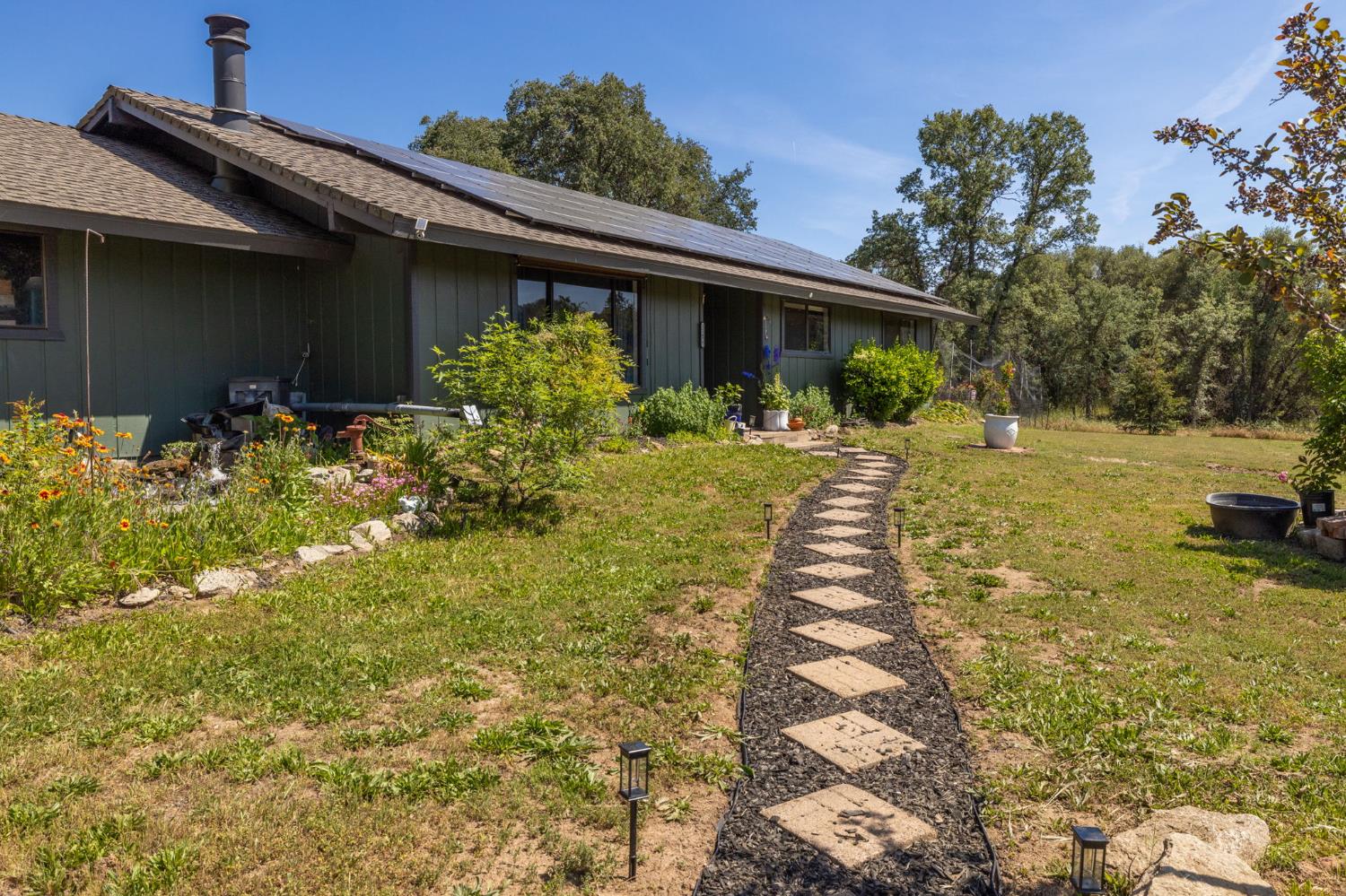 Single Family in Coarsegold - photo 3