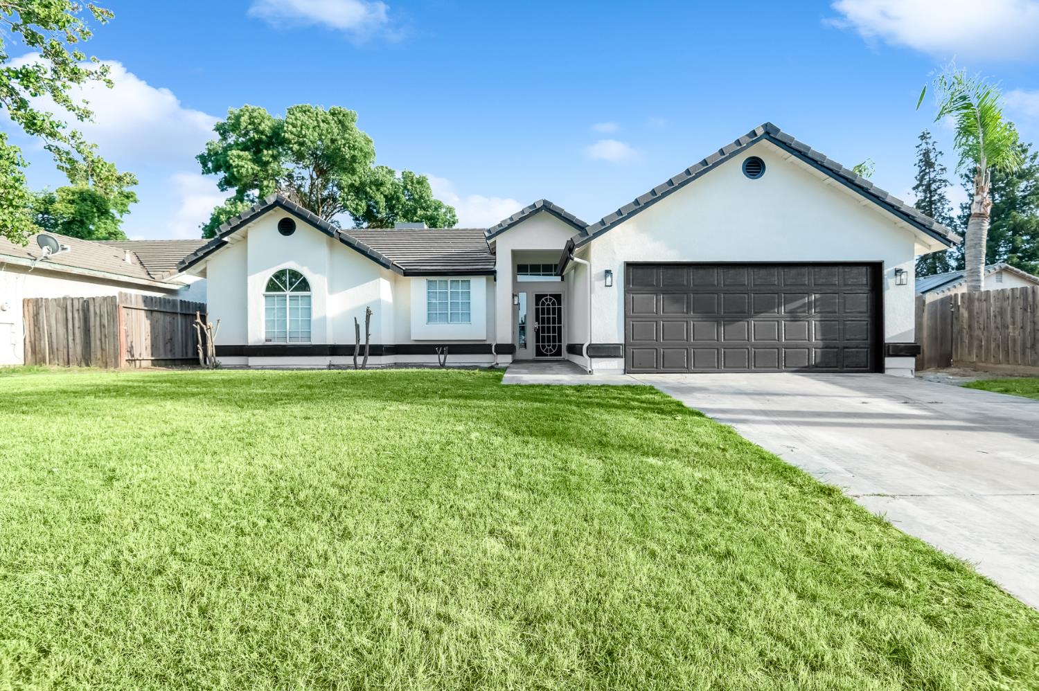 Single Family in Visalia