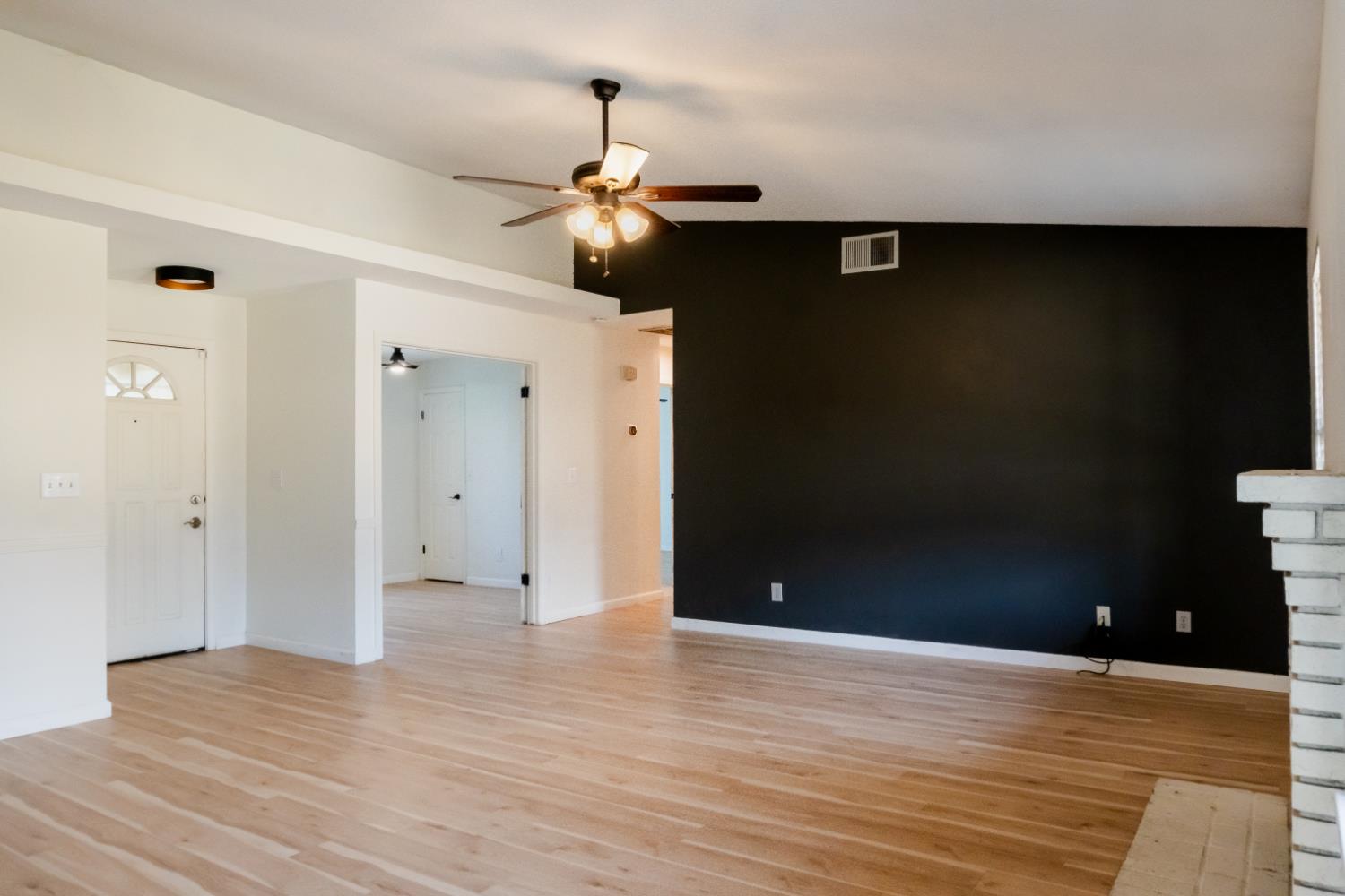 Single Family in Fresno - photo 3