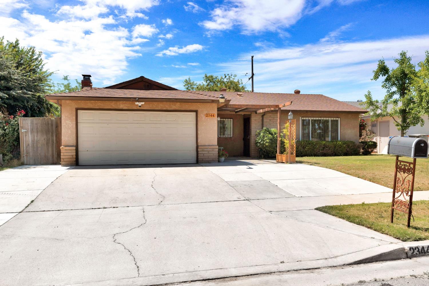 Single Family in Fresno - photo 3