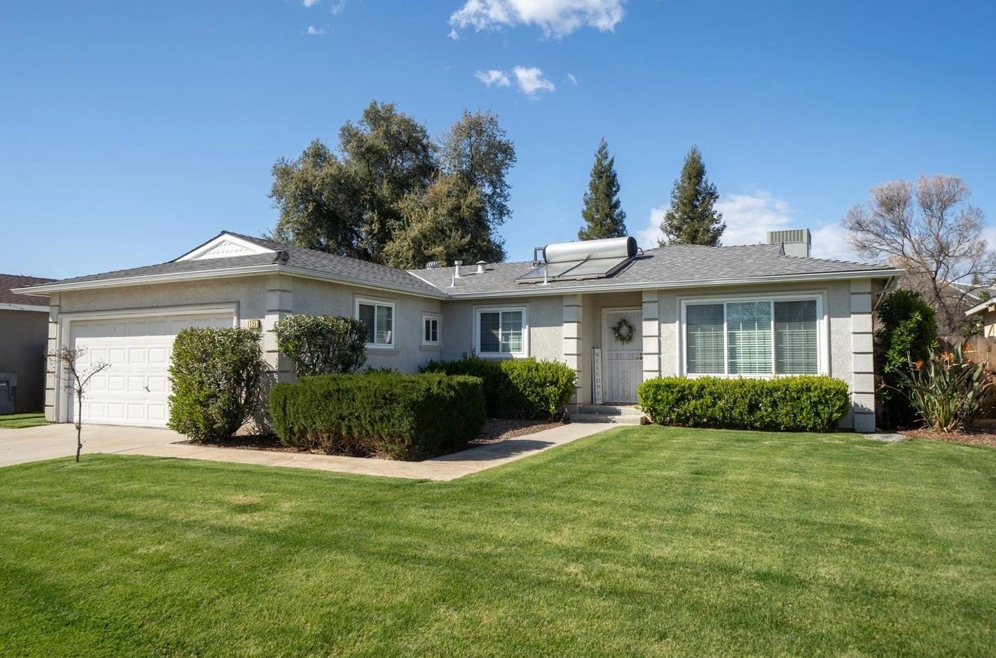 Single Family in Clovis - photo 2