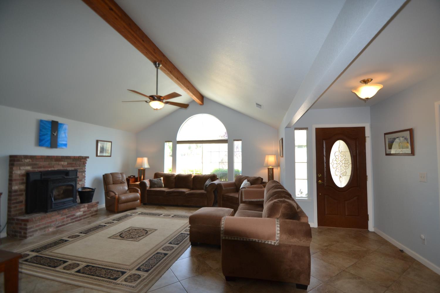 Single Family in Sanger - photo 3