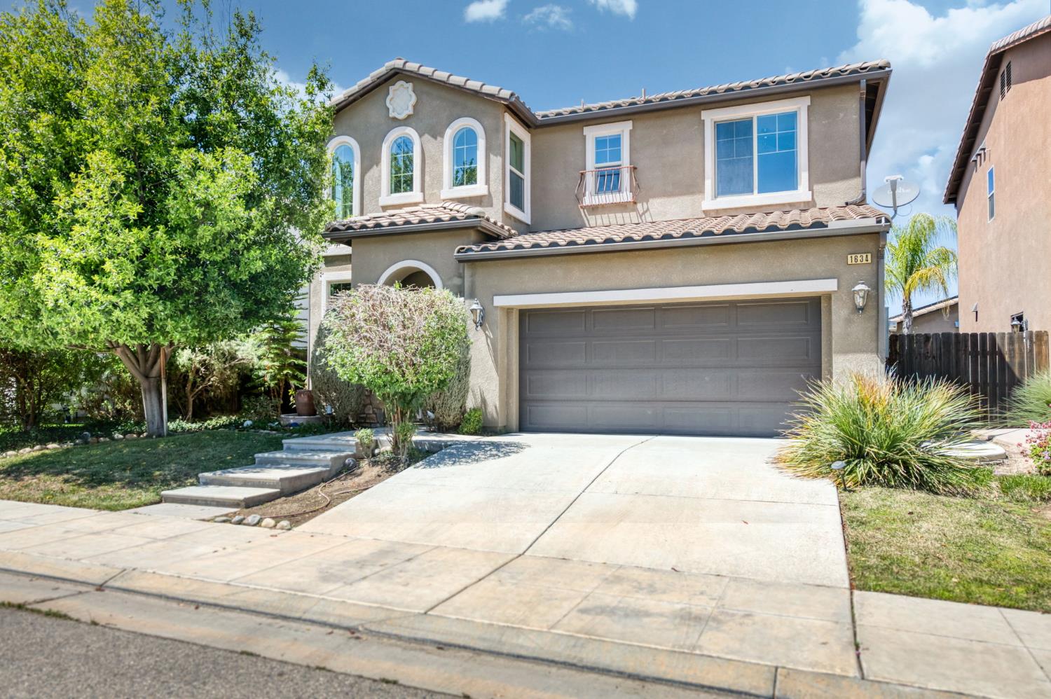 Single Family in Fresno - photo 2