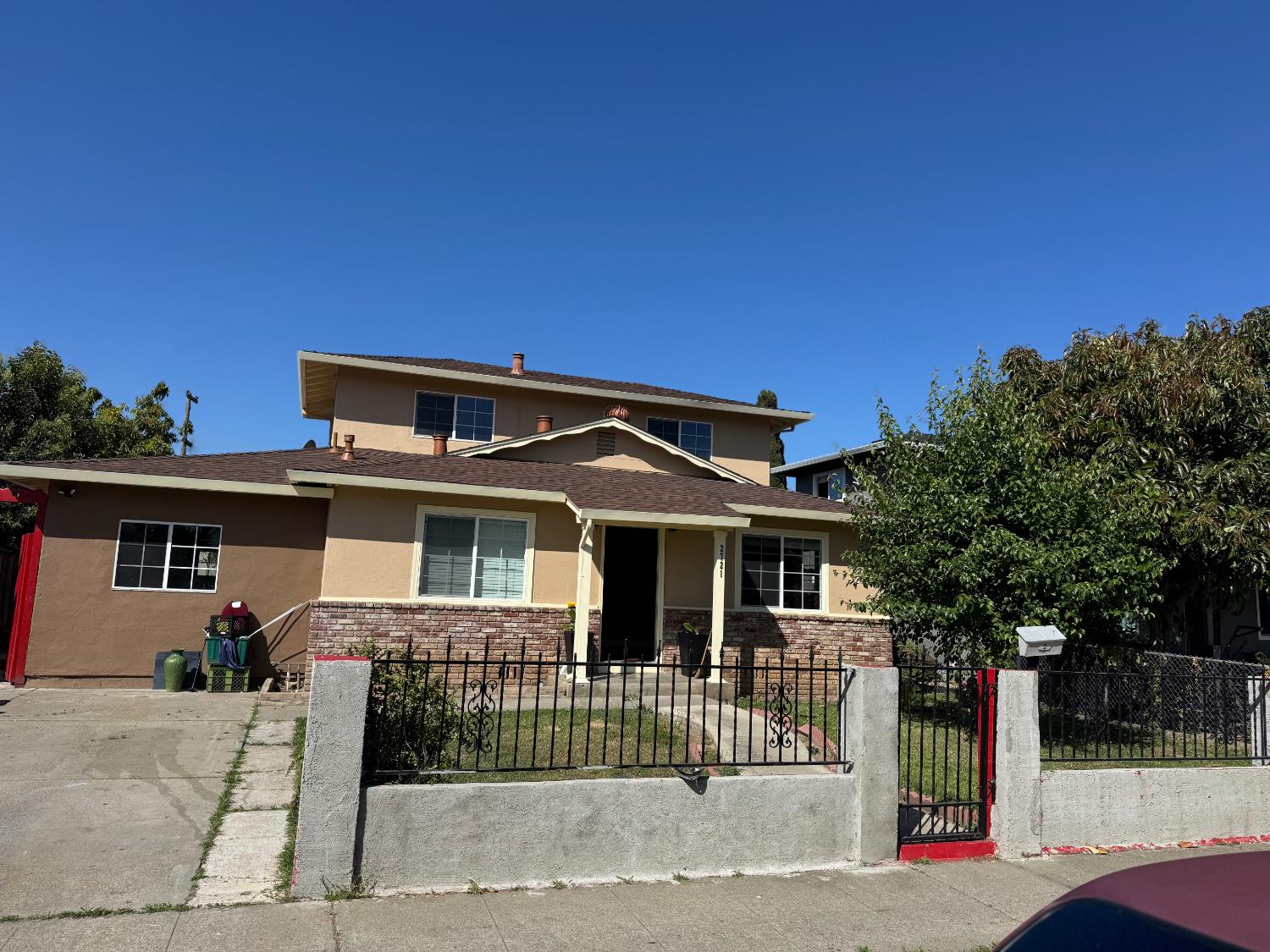 Single Family in San Jose - photo 3