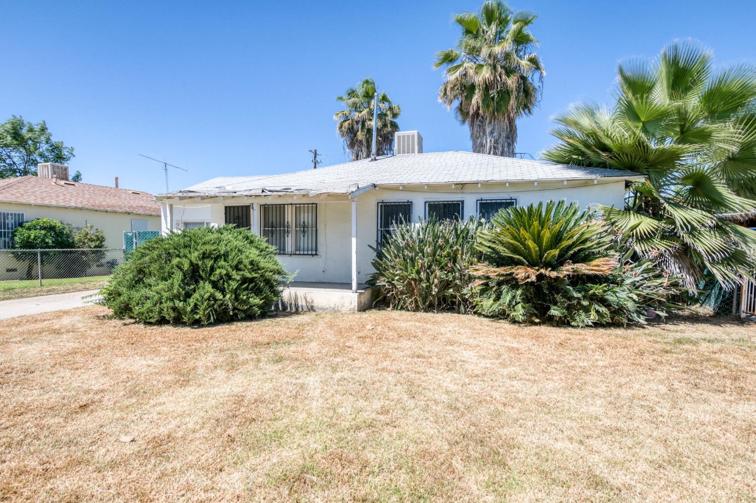 Single Family in Fresno - photo 3
