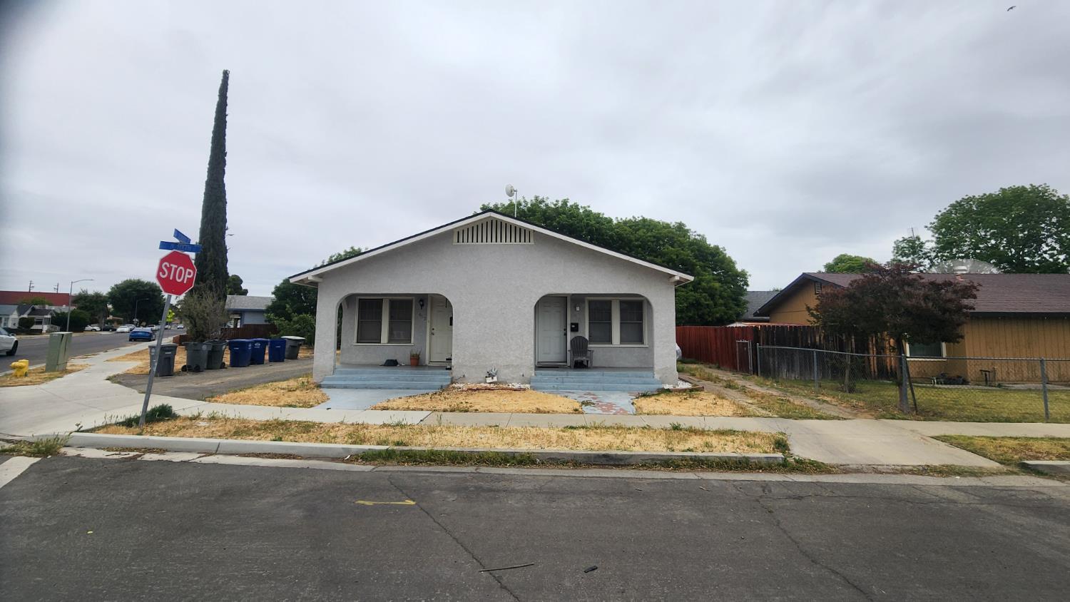 Duplex in Coalinga - main photo