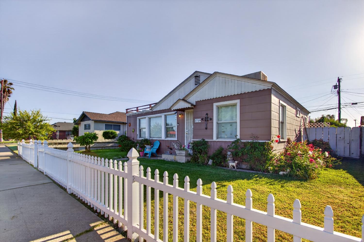 Single Family in Atwater - photo 2