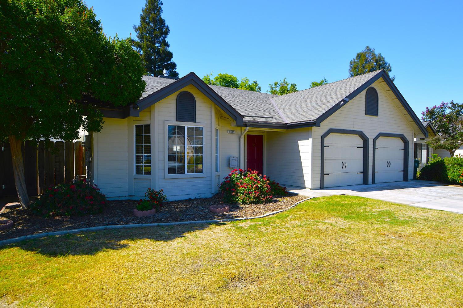Single Family in Fresno - photo 3