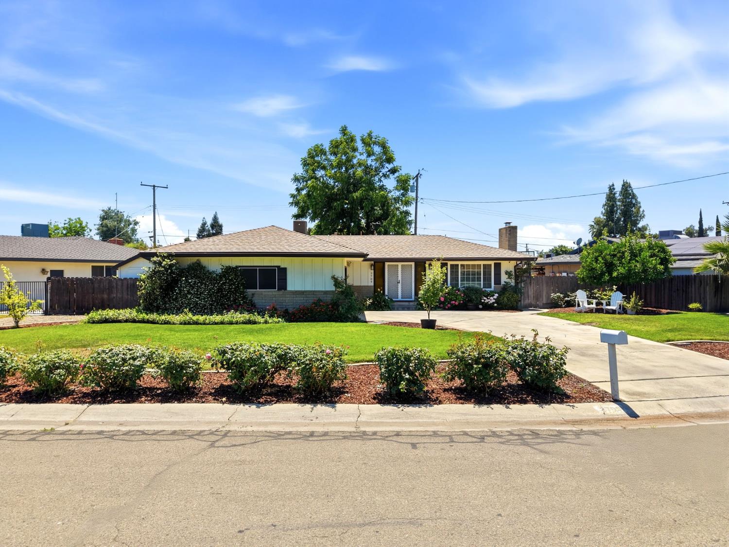Single Family in Visalia