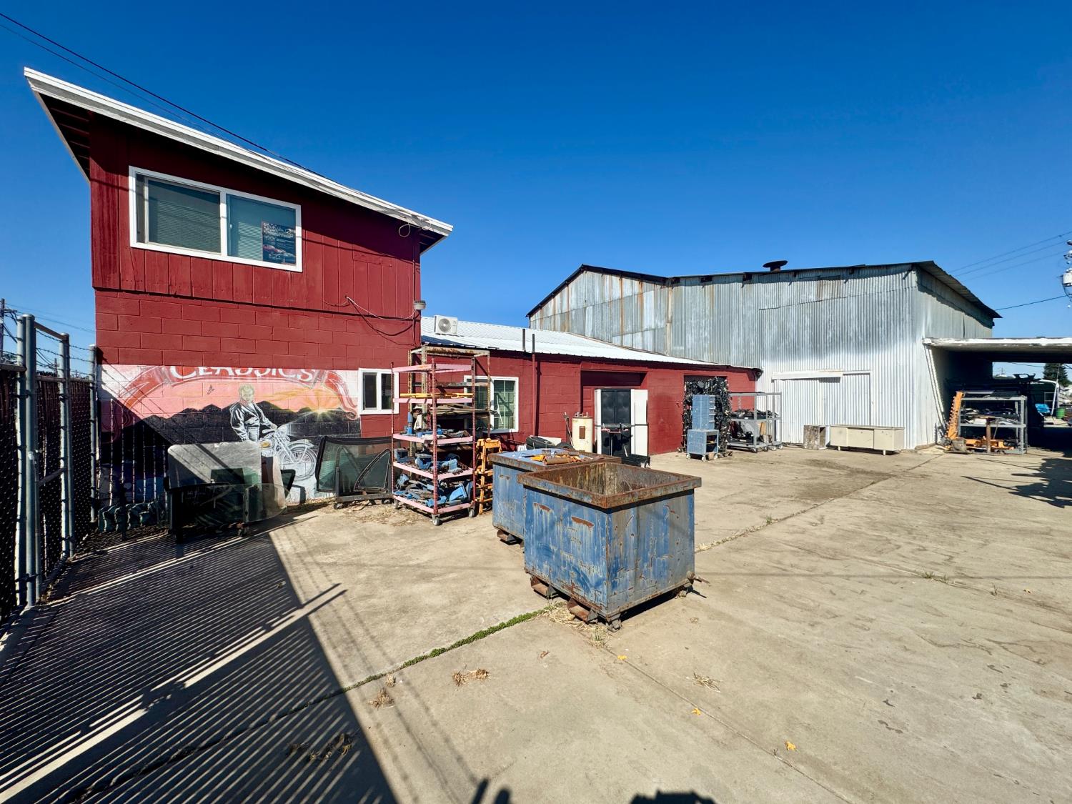 Commercial in Madera - photo 3