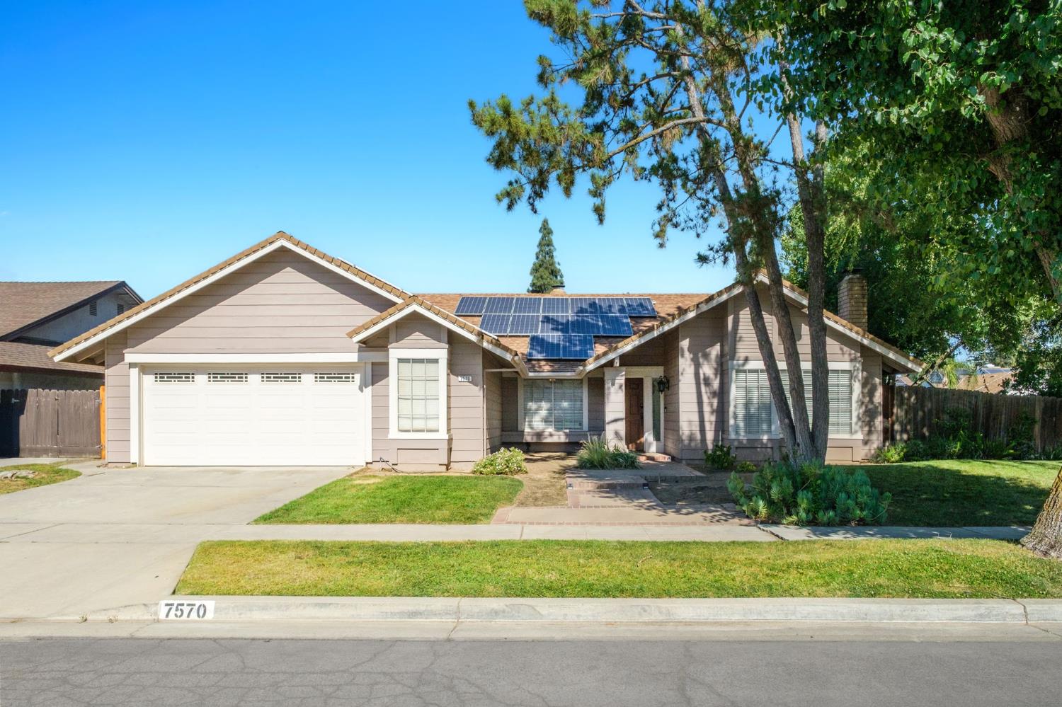 Single Family in Fresno