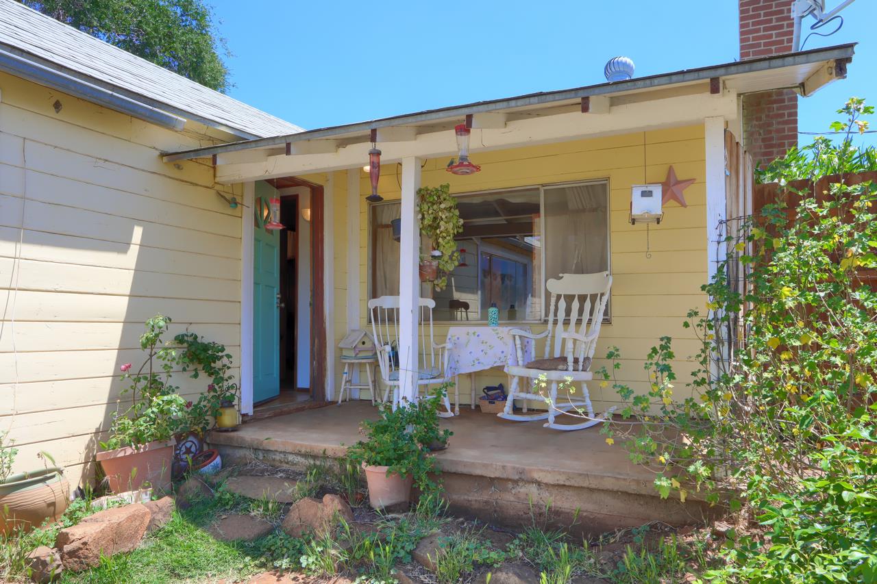 Single Family in Catheys Valley - photo 3