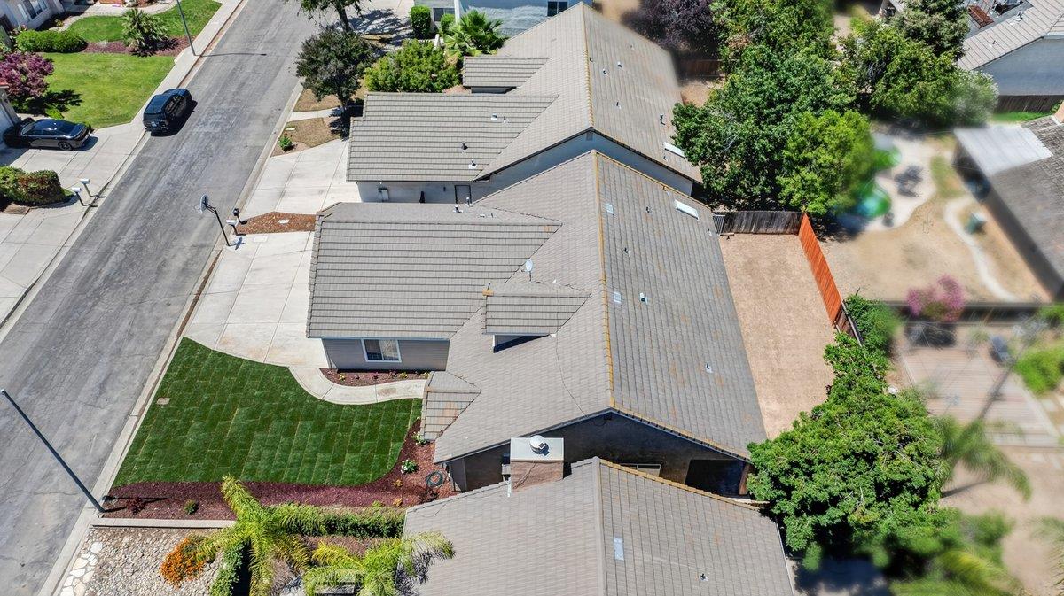 Single Family in Fresno - photo 3