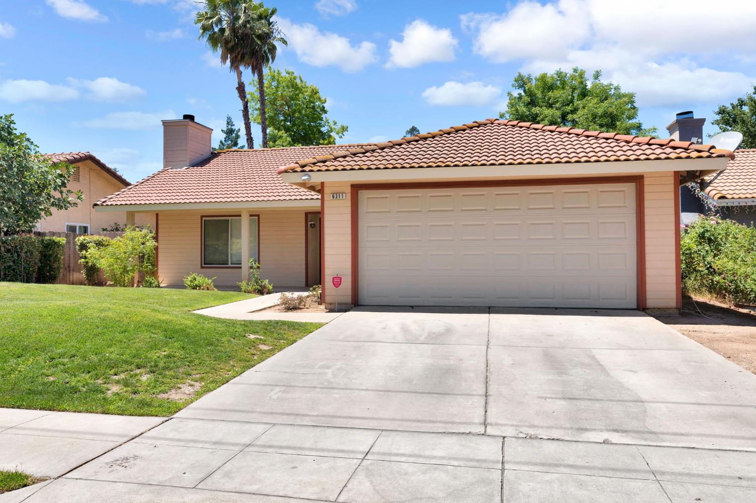 Single Family in Fresno - photo 3