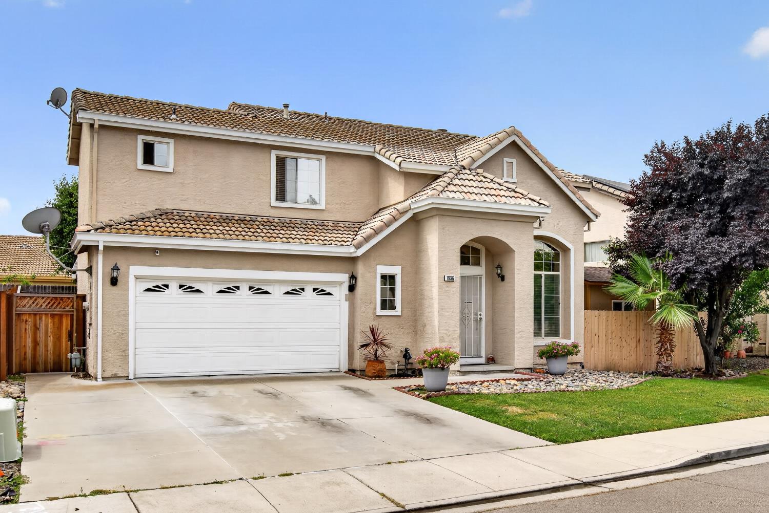 Single Family in Tracy